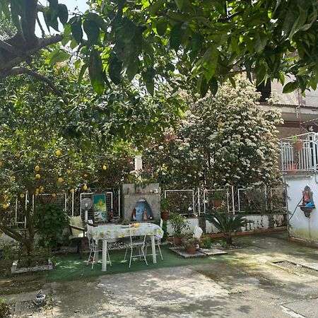 In Famiglia Apartment And Rooms For Pompei, Amalfi, Sorrento And Salerno Sant'Egidio del Monte Albino 外观 照片