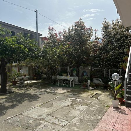 In Famiglia Apartment And Rooms For Pompei, Amalfi, Sorrento And Salerno Sant'Egidio del Monte Albino 外观 照片