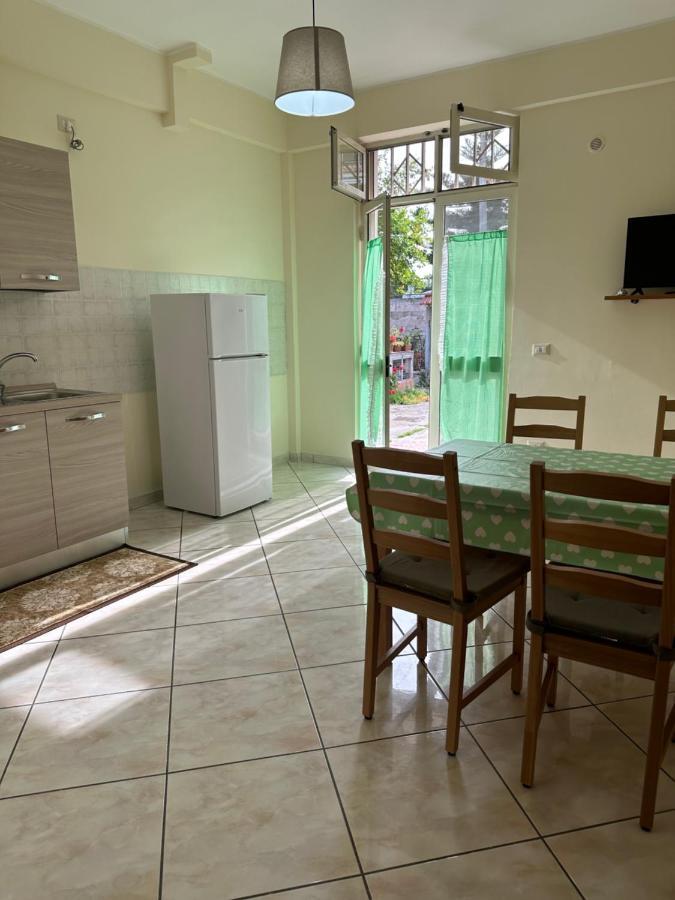 In Famiglia Apartment And Rooms For Pompei, Amalfi, Sorrento And Salerno Sant'Egidio del Monte Albino 外观 照片