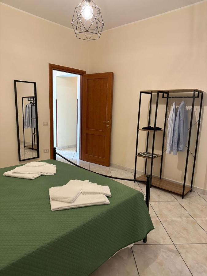 In Famiglia Apartment And Rooms For Pompei, Amalfi, Sorrento And Salerno Sant'Egidio del Monte Albino 外观 照片
