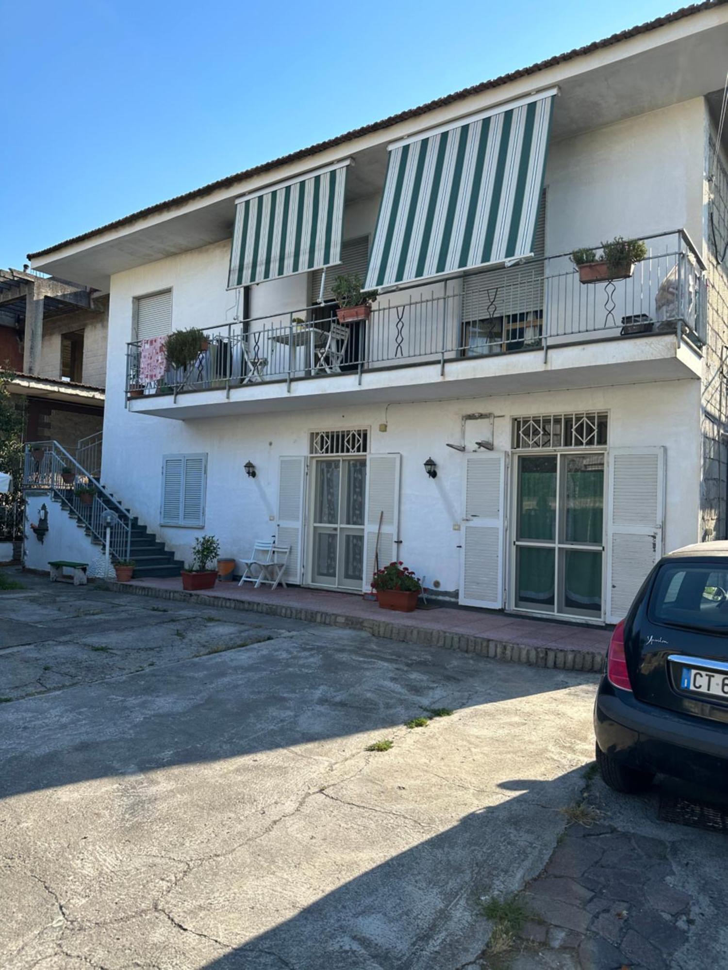 In Famiglia Apartment And Rooms For Pompei, Amalfi, Sorrento And Salerno Sant'Egidio del Monte Albino 外观 照片